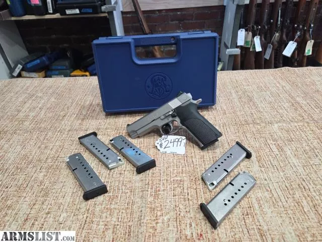 S&W 1076 from SoundLoan near Everett, WA
